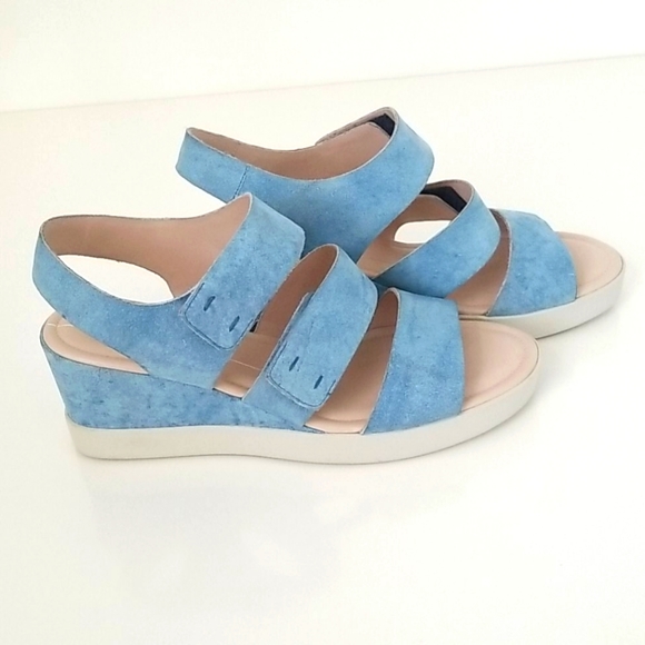 ECCO Sandals - Picture 5 of 7